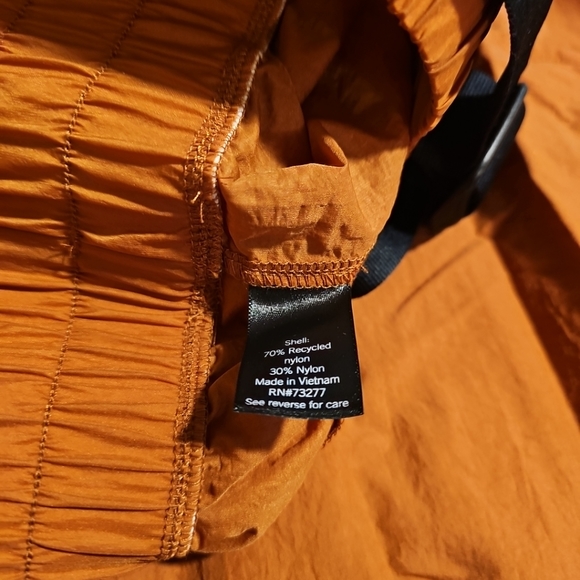 NWT Women's 2X FLX 1/4 Zip Crop Windbreaker & Shorts Cinnamon Active Outfit - Picture 3 of 12